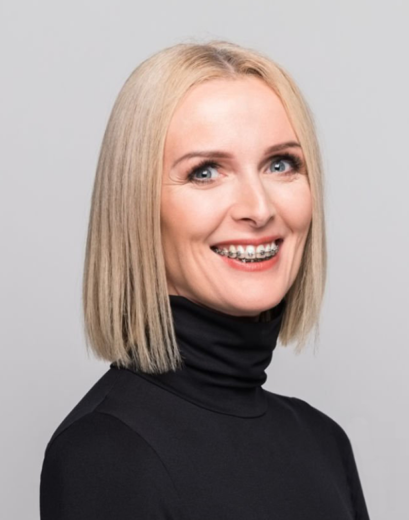 fogszabályozás korhatár nélkül